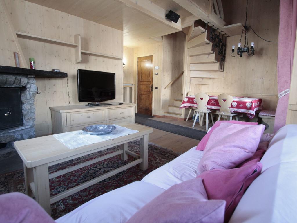 Tranquil Holiday Home In Livigno Italy Near Ski Area Buitenkant foto